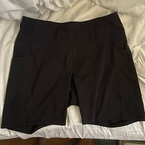 biker shorts